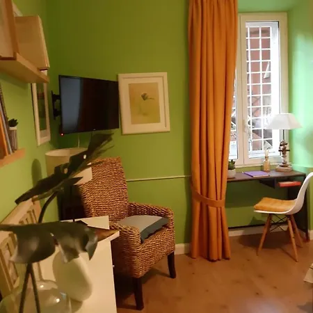 Happia Domus Apartment *