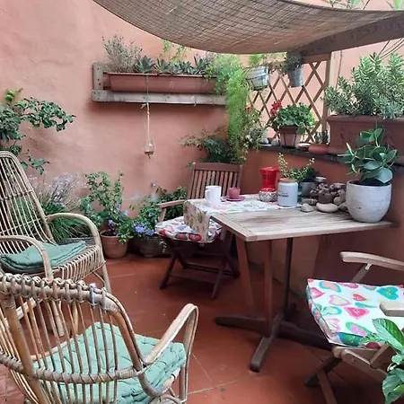 Happia Domus Apartment *